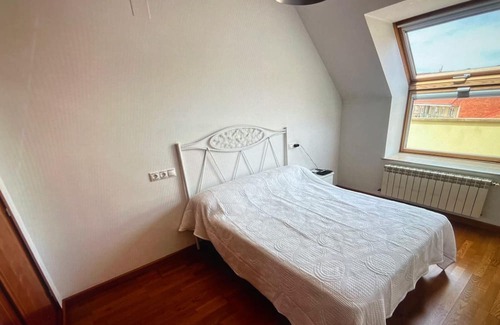 Leon Apartamento | 2-bedroom apartment in fantastic León with WiFi