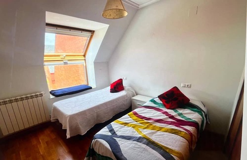 Leon Apartamento | 2-bedroom apartment in fantastic León with WiFi