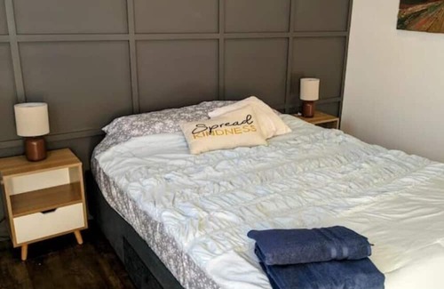 Winslow Casa | Bigfoot Hideout -Hotel amenities with a social vibe! Yeti #2