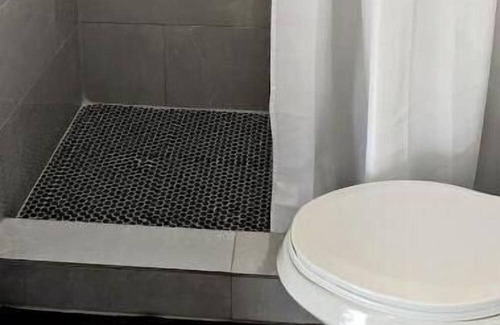 Winslow Casa | Bigfoot Hideout -Hotel amenities with a social vibe! Yeti #2
