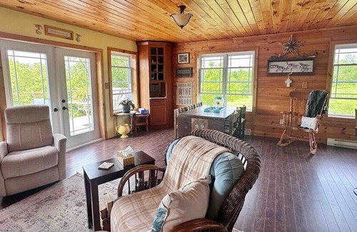 Sheffield Casa | This house is a 2 bedroom(s), 2 bathrooms, located in Ripples, NB.