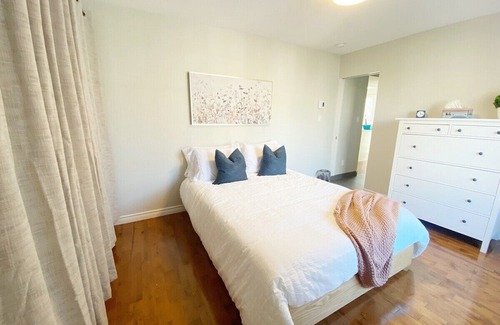 Fredericton Apartamento | Downtown apartment with lots of charm