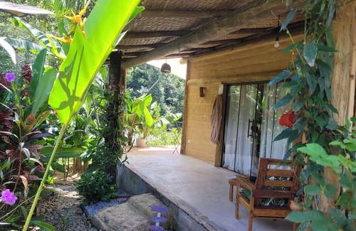 Mambucaba Cabaña | Casa da Cachoeira 2, em Paraty, Somos pet Friendly