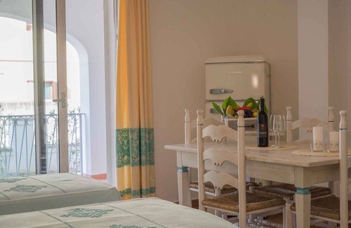 Sos Alinos Apartamento | Holiday apartment with pool and air conditioning