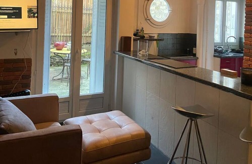 Neuilly-sur-Seine Apartamento | Vrbo Property