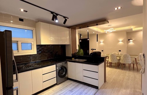 Madinaty Apartamento | Uptown Elite Apt.