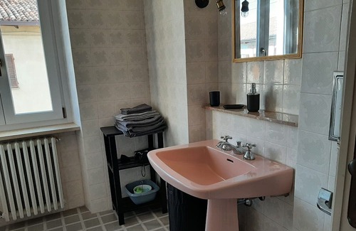 Canelli Apartamento | Vrbo Property