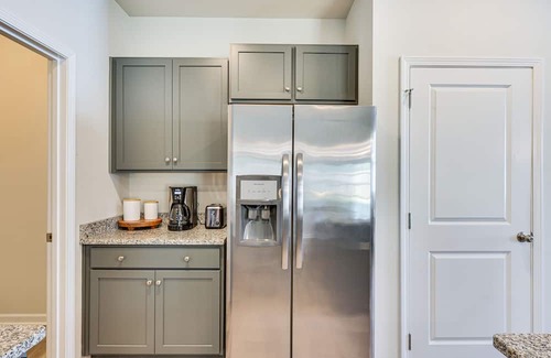 Murraysville Casa | Spacious Wilmington Family Home ~ 9 Mi to Beach!