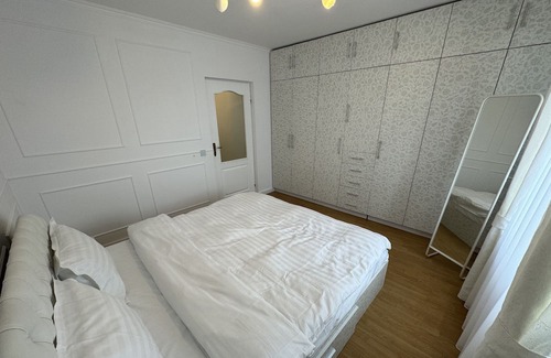 Bistrita Apartamento | Private building - Apartment - spacious and newly renovated