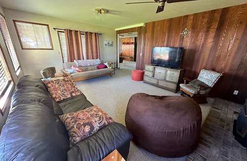 Camano Island Casa | Camano - Long Beach; Cascades View; Trails, beach, and nature preserve