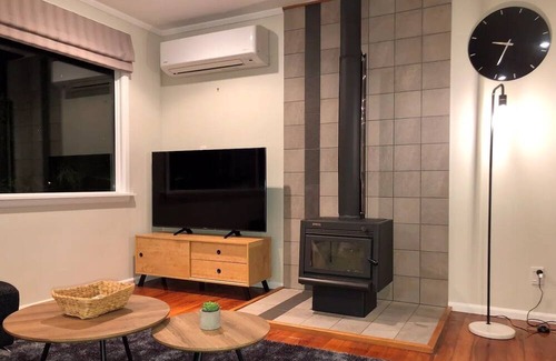 Oamaru Casa | The Sea View BnB