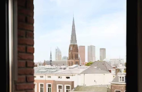 The Hague Center Casa | Experience Comfort, and Discover Joy! 2 Relaxing Units, Pets Allowed!