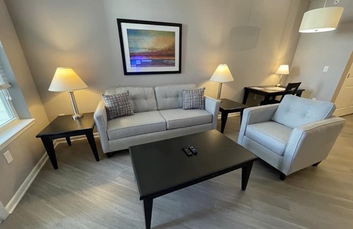 Polaris Apartamento | HOT Spot! Polaris! Great for interns and business travelers!