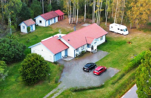 Östergötland Casa | Holiday home near Linköping with Jacuzzi and close to lake and fishing | SE10020