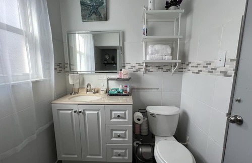 West Lawn Casa | Tinny & cozy house by Midway Area in Chicago