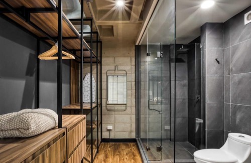 Avenida Revolucion Apartamento | Super Cool Duplex Loft | Best Location | Rooftop