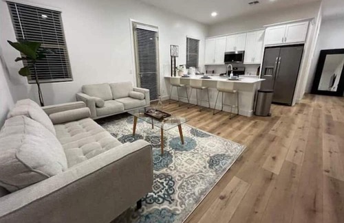Laveen Village Apartamento | Beautiful Casita with Mountain Views. 15 to 20 min from the airport