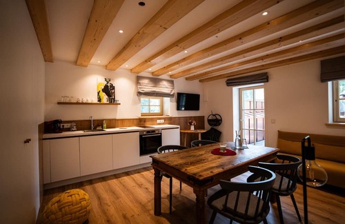 Saulgrub Apartamento | Hochwertige Ferienwohnung "hochsitz"