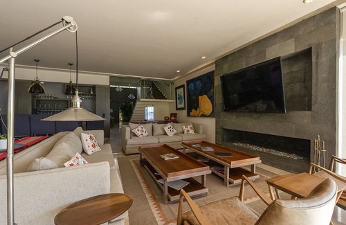 Ajijic Casa | Exclusive House with Padel, Lake Chapala Access