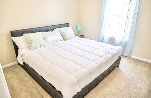 Huntcliff Casa | Spacious Columbia Getaway Minutes to Downtown!