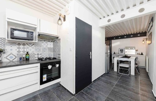 Begles Apartamento | Homerez - Nice apartement for 8 ppl. at Bègles