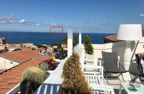 Santo Stefano di Camastra Apartamento | The Palace B&B and Apartments Luxury Penthouse