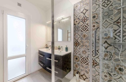 Gradignan Apartamento | Homerez - Amazing apartement for 6 ppl. with terrace and balcony at Gradignan