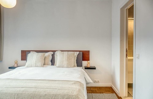 University District Apartamento | Smart and cosy 4P Apt in Antwerp with balcony