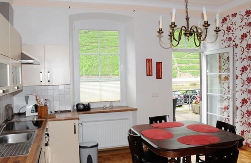 Ernst Apartamento | “Winzerstube” in the Hommes winery
