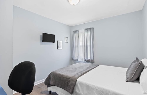 Fuquay-Varina Casa | Cozy Ranch Minutes from Downtown Raleigh w/Rentals cars.