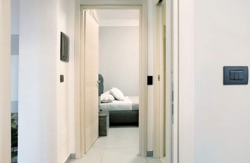 Saluzzo Apartamento | Apartment 'Civico 16' with Balcony
