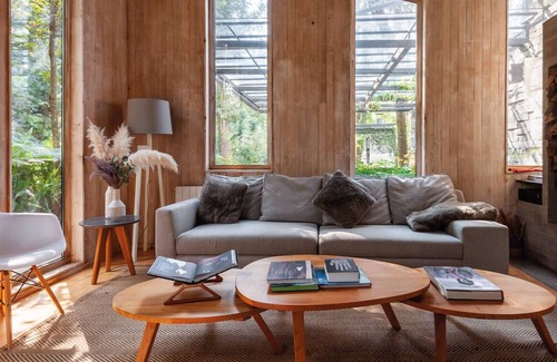 Valle de Bravo Casa | Modern, Cozy House integrated into the Forest