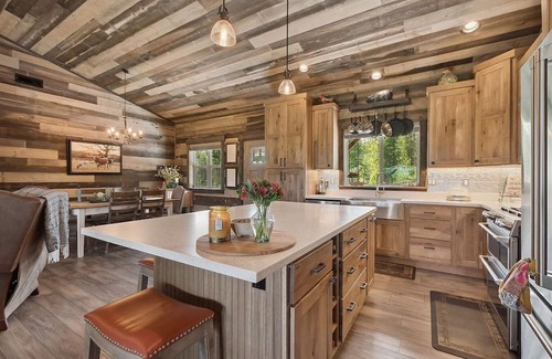 Whitefish Cabaña | Amazing views of Big Mountain, Whitefish and Swan Range, & Glacier National Park