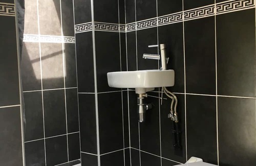 Precy-sur-Oise Apartamento | A 25 mm de Paris, Petite Maison Individuelle Avec Piscine Chauffée et Privée
