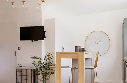 Belleme Chalet De Esquí | Enjoy a warm cottage during your stay and discover the Scandinavian bath.