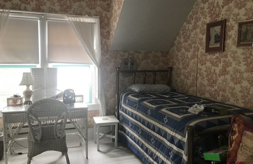 Mackinac Island Cabaña | Historic bluff cottage with spectacular views