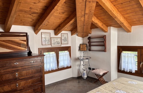 San Lazzaro di Savena Apartamento | Apartment adjacent to Bellaria Hospital ten minutes' drive from the fairgrounds
