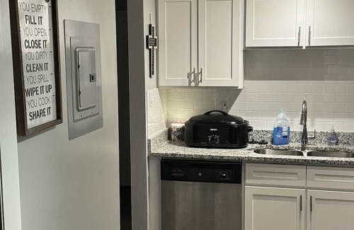 Raleigh Apartamento | 5 Minutes from Crabtree valley mall and wake med