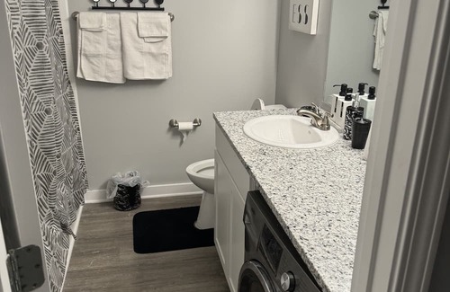 Raleigh Apartamento | 5 Minutes from Crabtree valley mall and wake med