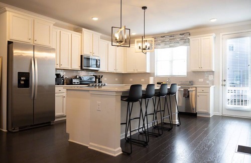 Doraville Casa | Luxury Home with Pool, Security, and Updated Appliances