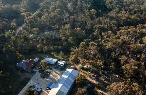 Pozieres Cabaña | Relaxing Cottage adjacent to Donnellys Castle Dog-friendly! Close to Stanthorpe