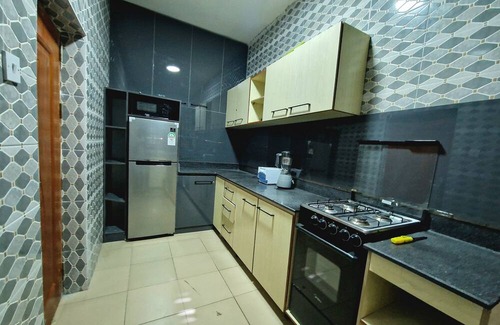 Abuja Apartamento | Tastefully-Furnished One-Bedroom Apartment in Wuye, Abuja