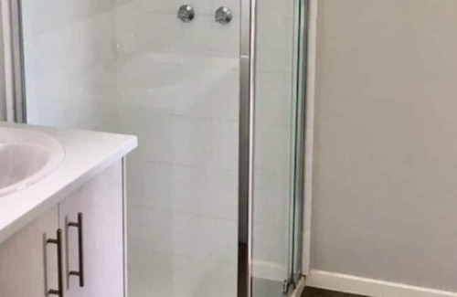 Marysville Cabaña | Marysville town Barton Split AC-Smar tv-WIFI Wood htr. BYO linen clean as you go