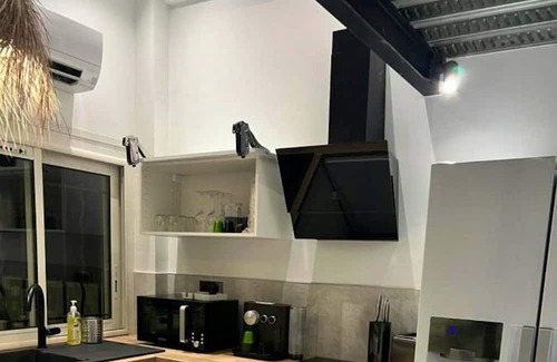 La Couronne Apartamento | Homerez - Appartement 500 m away from the beach for 4 ppl. at Martigues