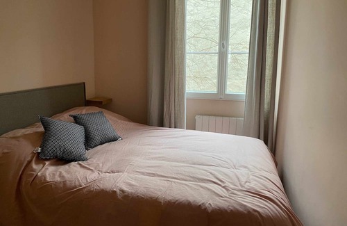 Saint-Lambert Apartamento | Charming renovated apartment near the beach