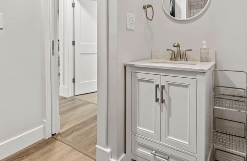Skaneateles Casa | Cozy & newly-renovated ranch nestled in the town of Skaneateles.