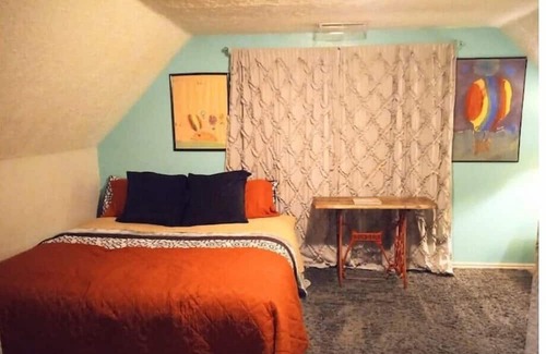 Ogden Apartamento | The Ogden Electic: "800 square foot apartment."