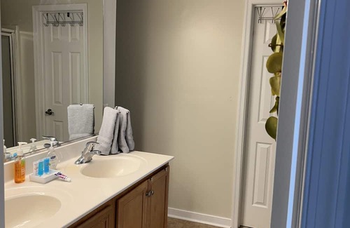 Midlothian Casa | Welcome to suburbia! 3bedroom townhome in Midlothian - close to 288 & Powhite!