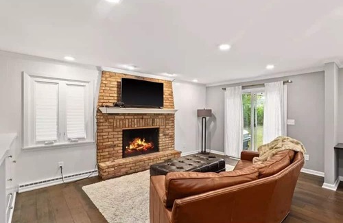 Beachwood Casa | Best vibes for the Solar Eclipse at this peaceful and centrally located getaway!