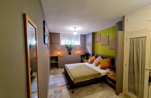 Perchel Norte Apartamento | Reycentro 3rooms - Piso Céntrico en Distrito Centro, Málaga